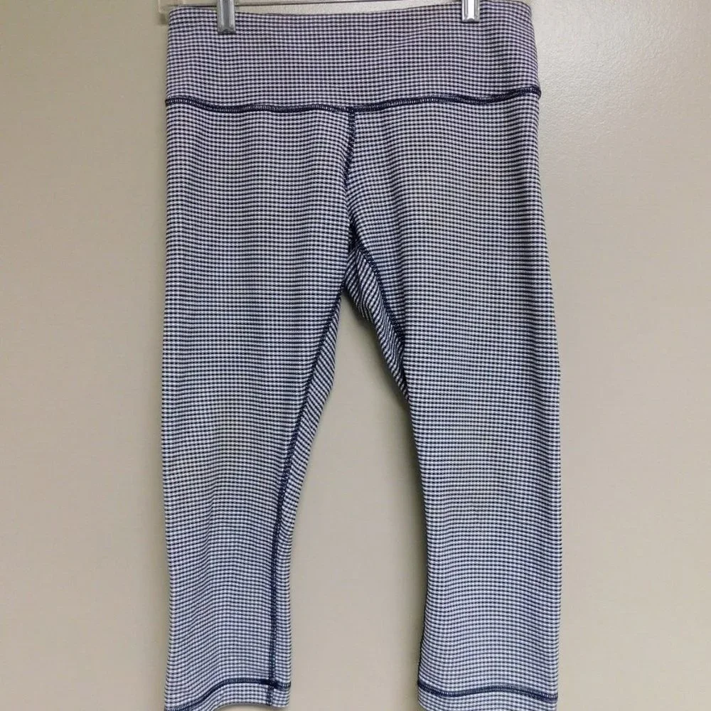Lululemon‎  Athletica Leggings Pants Women's Size 6 Knee Length